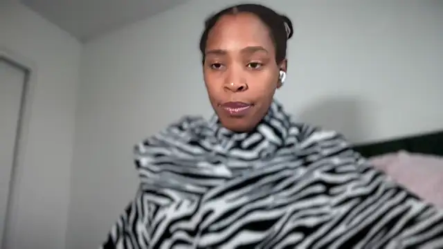 Cum2Charm