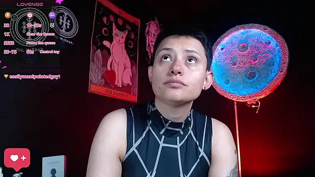 girl_intense444
