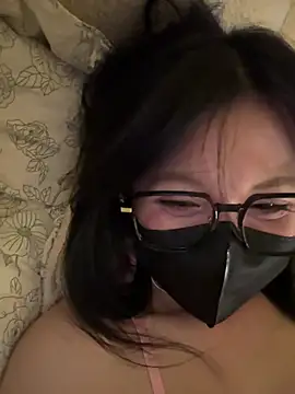 IvyMiss102 live sex cam