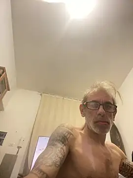 crisfootlicker