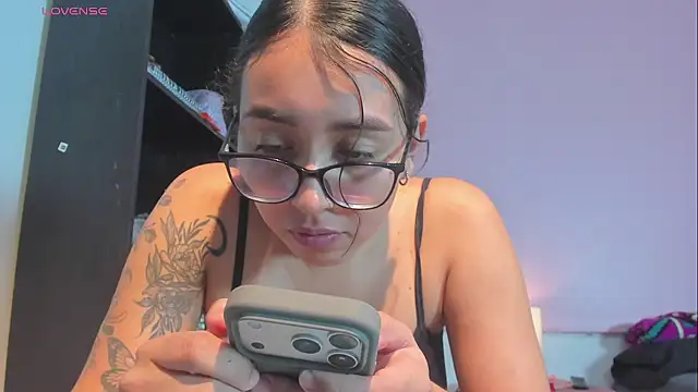 _maria_foxx_ live cam on StripChat