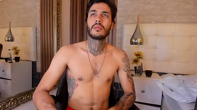 JacksonGreenn live cam on StripChat