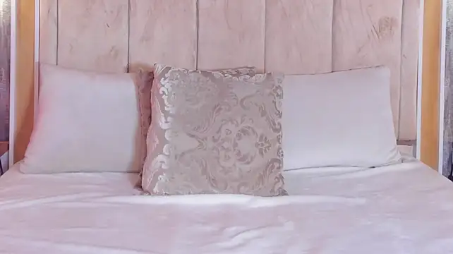 Monique_rosse