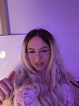 mollyxxx live cam on StripChat