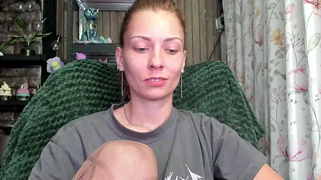 karo123421 live cam on StripChat