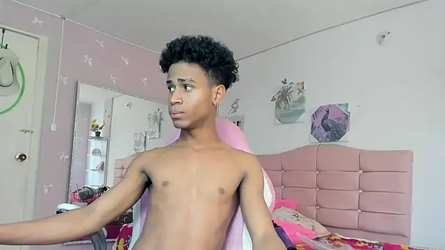 Santy_bigcock_01