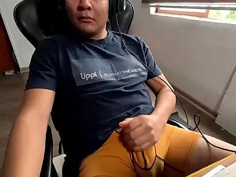 Francisco35x live cam on StripChat