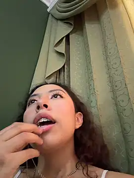 doll_pervert18_ webcam