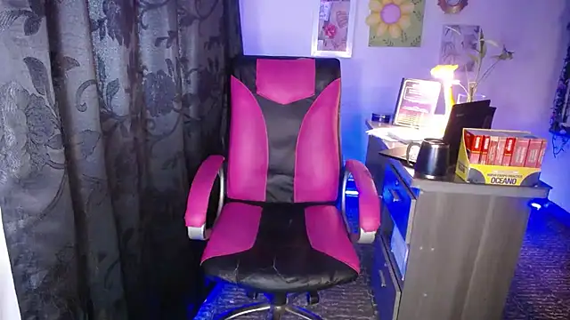danielle_rose_1
