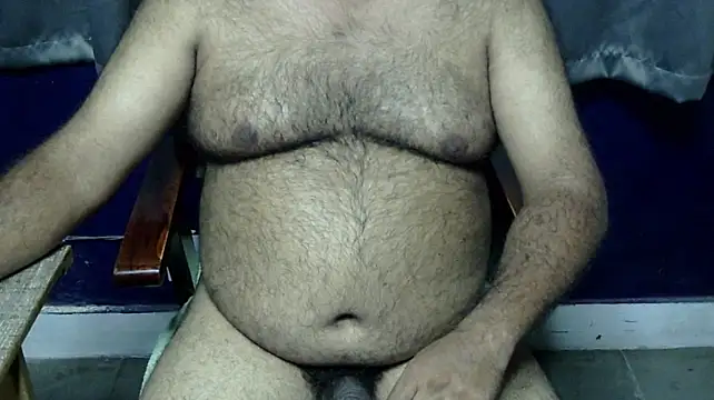 hairysubcub_70 (Ask my age) - Welcome To Daddy's Room. Make Daddy Cum.