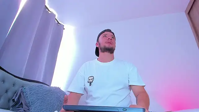 karl_kai webcam