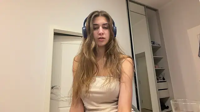 marleenhaynie's live room