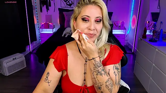 blackwidow_s1