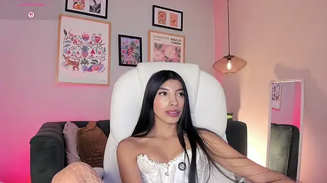 Tiffany_Low