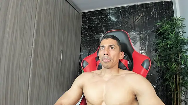 Erik_castle