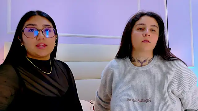Emma_and_Tara