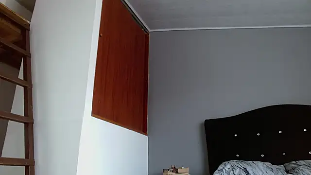 Emilia_1995 webcam