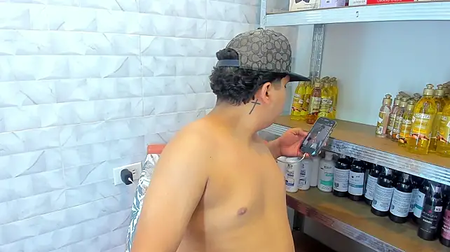 Naim_Bennetsex