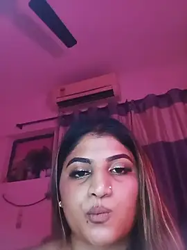 Sanaya_Gil