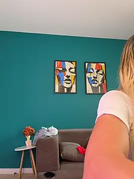 Valentina_Saint