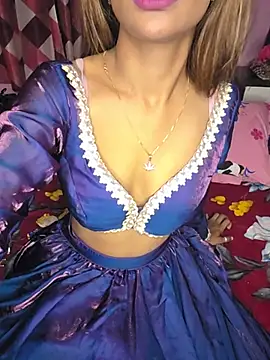 RIHANA_WILD