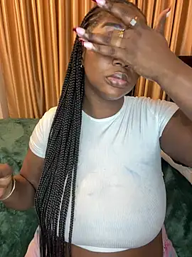 Honeylust26 live cam on StripChat