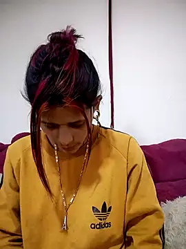 Lya_Ross19 live cam on StripChat
