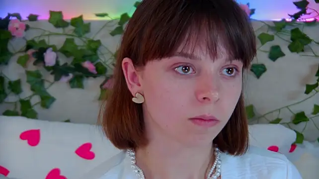 ElisabethDavis live cam on StripChat