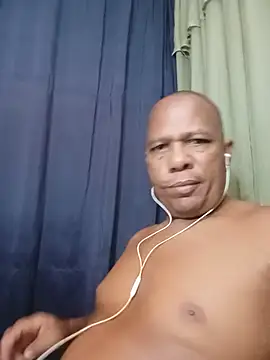 Bigblackcock75