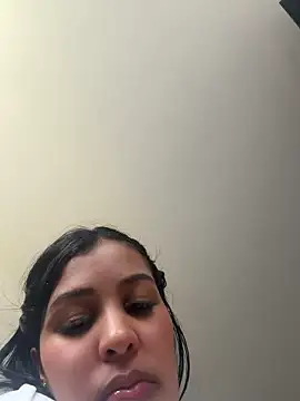 Valerie-S