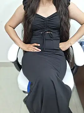 sushmita0 live cam on StripChat