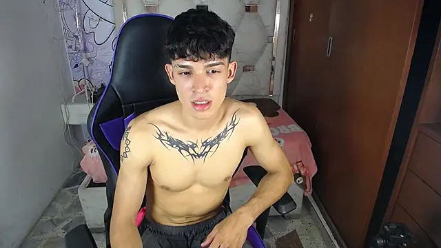 Liom_Gym live cam preview