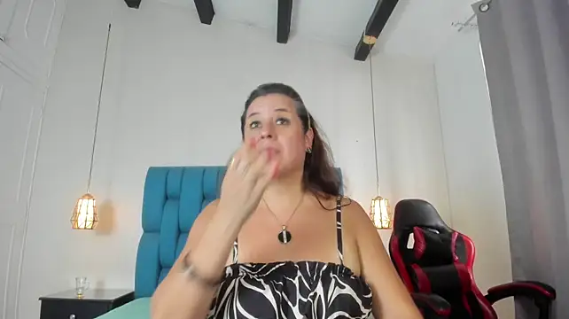 Adele__Fire live cam preview
