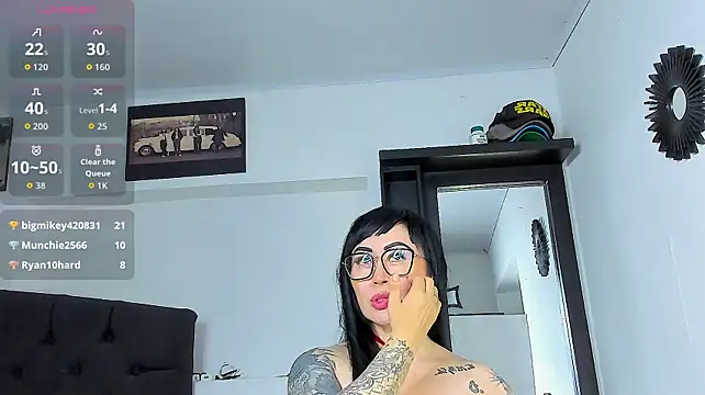 Vicky_hotmilf