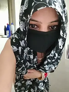 Hot_pooja2