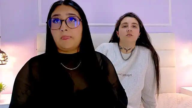 Emma_and_Tara