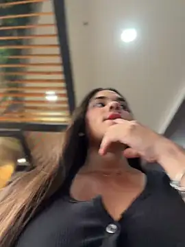 BellaLeclair_