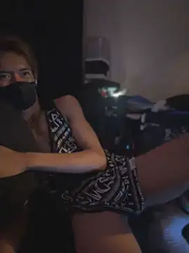 HORNY_RYU webcam