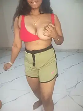 Hot-muskan-