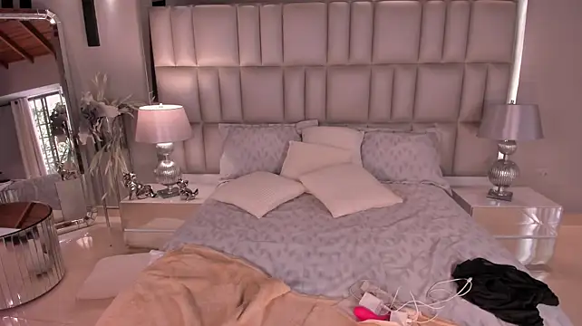KateSunder live sex cam