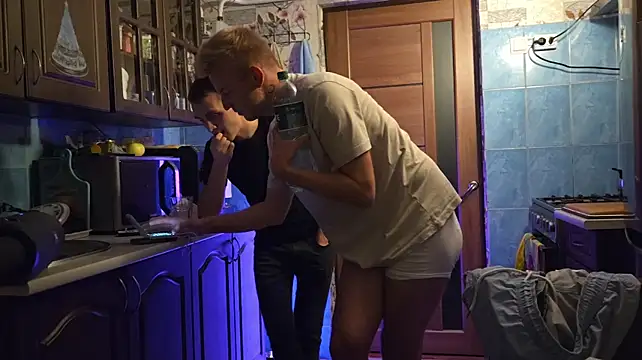 Vuitton live sex cam