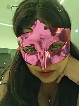 sexybhabhi69 live cam on StripChat