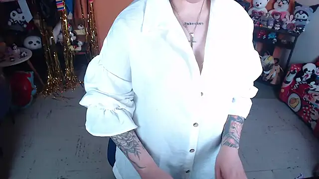 MissMiia2 webcam