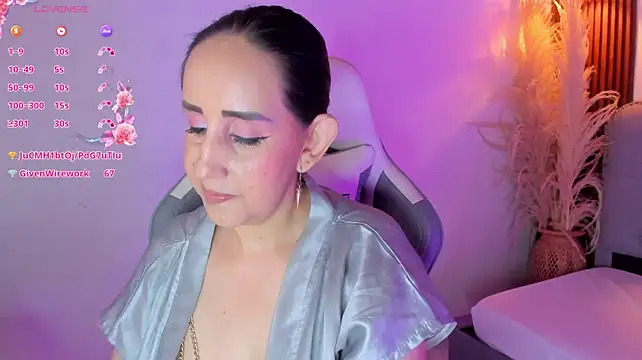 jadde_hamad (F milf) - vibrating on my pussy for 10 minutes+nak