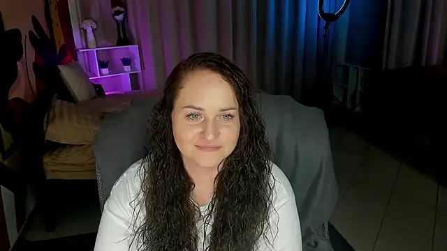 Chorna_Rouse live cam preview