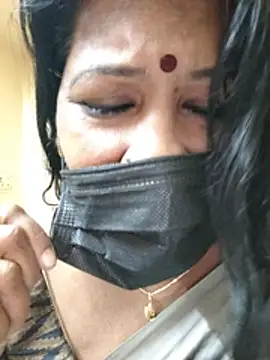 Tamil_hot_Agalvizhi