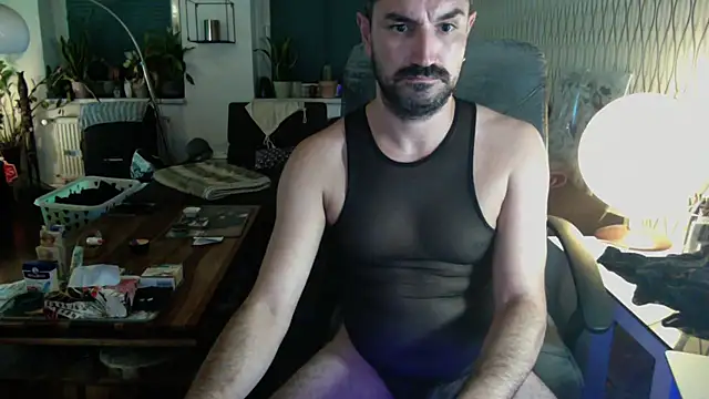 tomz0819