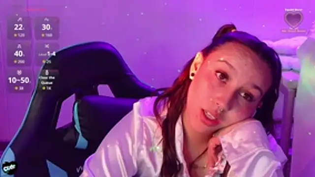 Skarlet_Adams28