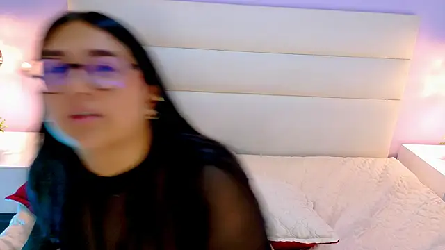 Emma_and_Tara