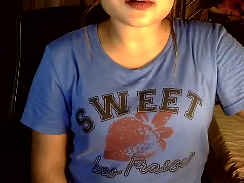nusrat_faria's live room